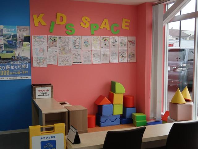 キックス Ｘ　禁煙車　純正９型ナビ　全周囲カメラ　プロパイロット　インテリジェントルームミラー　ＬＥＤヘッドランプ　純正１７インチアルミ　フルセグＴＶ　ドライブレコーダー　セーフティアシスト　インテリキー（75枚目）