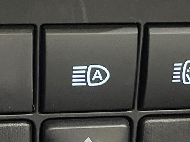 ランドクルーザープラド TX Lパッケージ マットブラックエディション 禁煙車 7人乗 9型ディスプレイオーディオ マルチテレインモニター ムーンルーフ 黒革シート ドライブレコーダー LEDヘッドランプ シートベンチレーション レーダークルーズ ルーフレール(32枚目)