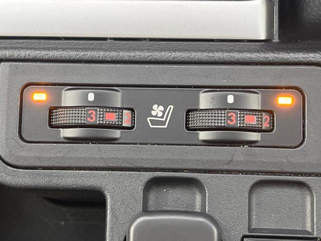 ランドクルーザープラド TX Lパッケージ マットブラックエディション 禁煙車 7人乗 9型ディスプレイオーディオ マルチテレインモニター ムーンルーフ 黒革シート ドライブレコーダー LEDヘッドランプ シートベンチレーション レーダークルーズ ルーフレール(39枚目)