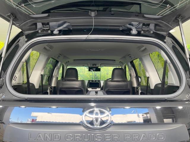 ランドクルーザープラド TX Lパッケージ マットブラックエディション 禁煙車 7人乗 9型ディスプレイオーディオ マルチテレインモニター ムーンルーフ 黒革シート ドライブレコーダー LEDヘッドランプ シートベンチレーション レーダークルーズ ルーフレール(55枚目)
