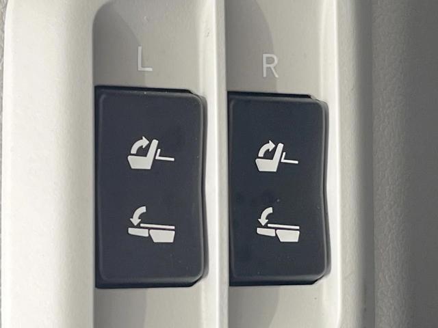 ランドクルーザープラド TX Lパッケージ マットブラックエディション 禁煙車 7人乗 9型ディスプレイオーディオ マルチテレインモニター ムーンルーフ 黒革シート ドライブレコーダー LEDヘッドランプ シートベンチレーション レーダークルーズ ルーフレール(59枚目)