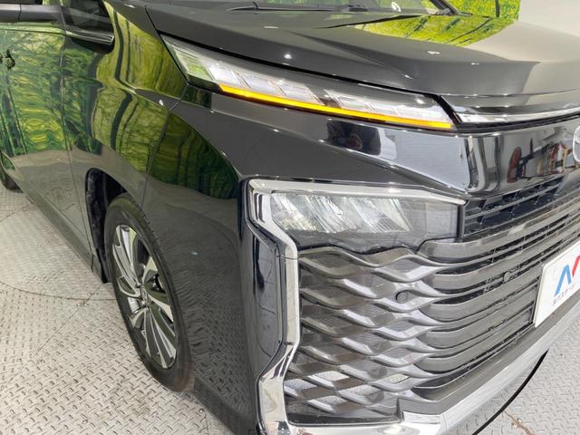 ヴォクシー Ｓ－Ｚ　メーカー１０．５型ナビ付ＤＡ　バックカメラ　両側電動スライドドア　セーフティセンス　禁煙車　ハーフレザーシート　シートヒーター　ドラレコ　コーナーセンサー　ＬＥＤヘッド　ＥＴＣ　純正１７インチＡＷ（13枚目）