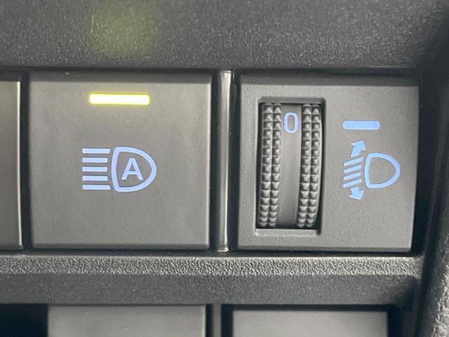 ヴォクシー Ｓ－Ｚ　メーカー１０．５型ナビ付ＤＡ　バックカメラ　両側電動スライドドア　セーフティセンス　禁煙車　ハーフレザーシート　シートヒーター　ドラレコ　コーナーセンサー　ＬＥＤヘッド　ＥＴＣ　純正１７インチＡＷ（45枚目）