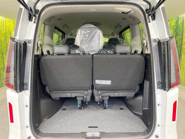 セレナ ハイウェイスターＶ　登録済未使用車　１２．３型メーカーナビ　全周囲カメラ　インテリジェントルームミラー　プロパイロット　ＢＳＭ　ハンズフリー付両側電動スライドドア　ＬＥＤヘッドランプ　置くだけ充電　ＵＳＢ電源ソケット（50枚目）