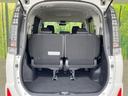 ＺＳ　煌　純正ＳＤナビ　両側電動スライドドア　禁煙車　ＬＥＤヘッドランプ　アイドリングストップ　１６インチアルミ　スマートキー　デュアルオートエアコン　革巻ステアリングホイール　エアロバンパー（44枚目）