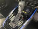 ｅ：ＨＥＶ　Ｚ・ＰＬａＹパッケージ　パノラマルーフ　プレミアムオーディオ　全周囲カメラ　９型ホンダコネクトディスプレイ　禁煙車　ワイヤレス充電　ＥＴＣ２．０　ツートーンルーフ　１８インチアルミ　ハンズフリーパワーバックドア　コンビシート（29枚目）