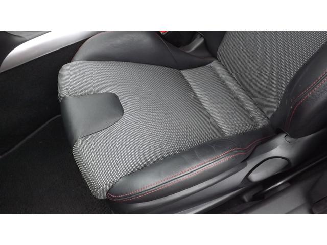 ＲＸ－８ タイプＲＳ　ビルシュタイン足廻り／社外マフラー／ＲＥＣＡＲＯシート／ＢＯＳＥサウンド／カードキー／リアスポ／前後ドライブレコーダー／ＥＴＣ／キセノン／６ＳＰＥＥＤ／禁煙車（43枚目）