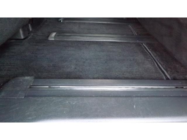 エルグランド 350ハイウェイスター HDDナビ/地デジフルセグ/Bluetooth/USB/全方位カメラ/ETC/スマートキー両側自動ドア/パワーバックドア/ハーフレザー/クルーズC/ドラレコ/後席スモークフィルム/LEDライト/禁煙車(56枚目)