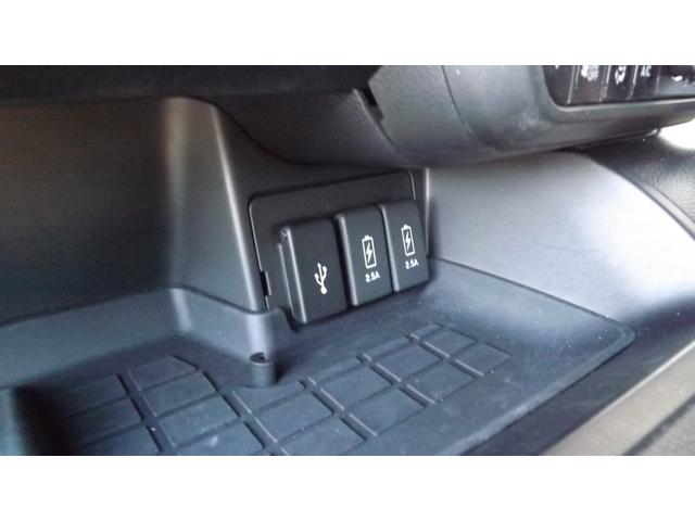 N-BOXカスタム G・EXターボホンダセンシング ナビ地D/Bluetooth/USB/バックカメラ/Hセンシング/両側自動ドア/LEDライト/Hレザー/スーパースライドシート/スマートキー/デジタルインナーミラー/シーケンシャル/オートミラー/禁煙(42枚目)