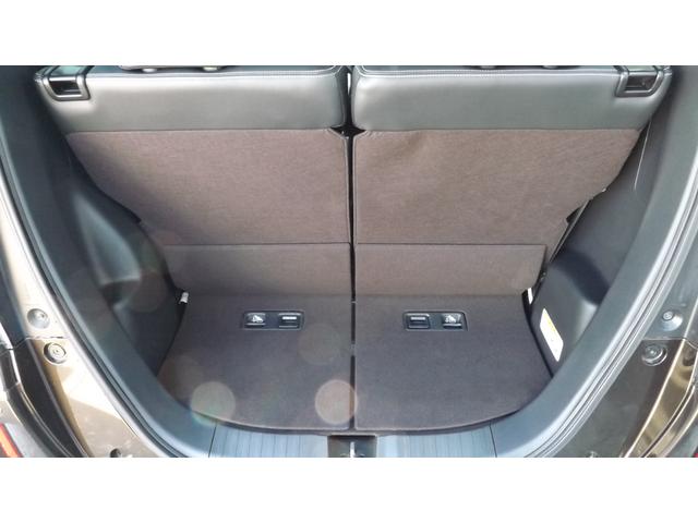 N-BOXカスタム G・EXターボホンダセンシング ナビ地D/Bluetooth/USB/バックカメラ/Hセンシング/両側自動ドア/LEDライト/Hレザー/スーパースライドシート/スマートキー/デジタルインナーミラー/シーケンシャル/オートミラー/禁煙(64枚目)