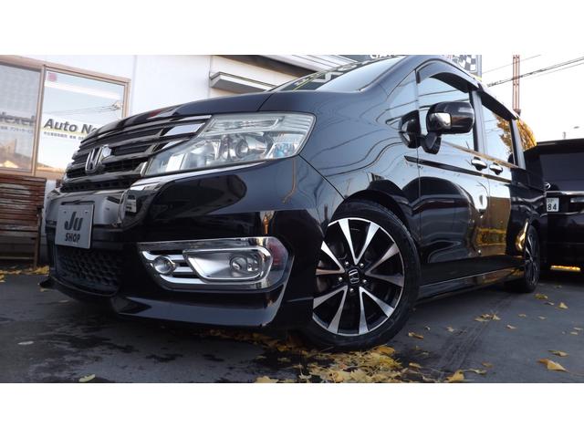 ステップワゴンスパーダ Ｚ　クールスピリット　大型９インチナビ／地Ｄフルセグ／バックカメラ／キセノン／スマートキー／ＥＴＣ／クルーズコントロール／両側自動ドア／パドルシフト／フルエアロ／ローダウン／ハーフレザー／禁煙車（3枚目）