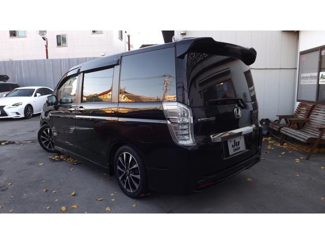 ステップワゴンスパーダ Ｚ　クールスピリット　大型９インチナビ／地Ｄフルセグ／バックカメラ／キセノン／スマートキー／ＥＴＣ／クルーズコントロール／両側自動ドア／パドルシフト／フルエアロ／ローダウン／ハーフレザー／禁煙車（7枚目）