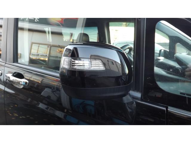 ステップワゴンスパーダ Ｚ　クールスピリット　大型９インチナビ／地Ｄフルセグ／バックカメラ／キセノン／スマートキー／ＥＴＣ／クルーズコントロール／両側自動ドア／パドルシフト／フルエアロ／ローダウン／ハーフレザー／禁煙車（14枚目）