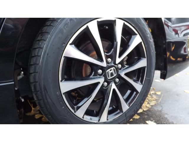 ステップワゴンスパーダ Ｚ　クールスピリット　大型９インチナビ／地Ｄフルセグ／バックカメラ／キセノン／スマートキー／ＥＴＣ／クルーズコントロール／両側自動ドア／パドルシフト／フルエアロ／ローダウン／ハーフレザー／禁煙車（20枚目）