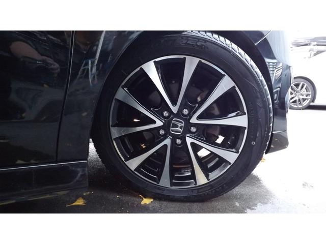 ステップワゴンスパーダ Ｚ　クールスピリット　大型９インチナビ／地Ｄフルセグ／バックカメラ／キセノン／スマートキー／ＥＴＣ／クルーズコントロール／両側自動ドア／パドルシフト／フルエアロ／ローダウン／ハーフレザー／禁煙車（24枚目）