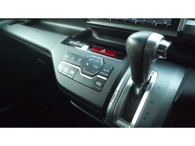 ステップワゴンスパーダ Ｚ　クールスピリット　大型９インチナビ／地Ｄフルセグ／バックカメラ／キセノン／スマートキー／ＥＴＣ／クルーズコントロール／両側自動ドア／パドルシフト／フルエアロ／ローダウン／ハーフレザー／禁煙車（33枚目）