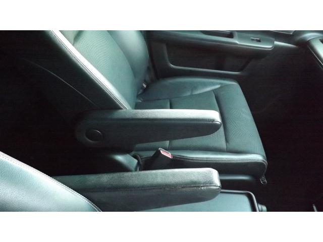 ステップワゴンスパーダ Ｚ　クールスピリット　大型９インチナビ／地Ｄフルセグ／バックカメラ／キセノン／スマートキー／ＥＴＣ／クルーズコントロール／両側自動ドア／パドルシフト／フルエアロ／ローダウン／ハーフレザー／禁煙車（37枚目）