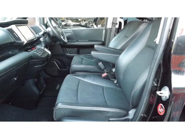 ステップワゴンスパーダ Ｚ　クールスピリット　大型９インチナビ／地Ｄフルセグ／バックカメラ／キセノン／スマートキー／ＥＴＣ／クルーズコントロール／両側自動ドア／パドルシフト／フルエアロ／ローダウン／ハーフレザー／禁煙車（42枚目）