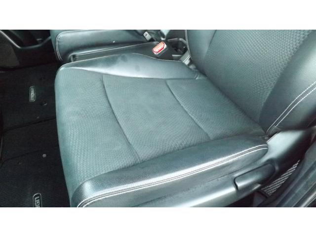 ステップワゴンスパーダ Ｚ　クールスピリット　大型９インチナビ／地Ｄフルセグ／バックカメラ／キセノン／スマートキー／ＥＴＣ／クルーズコントロール／両側自動ドア／パドルシフト／フルエアロ／ローダウン／ハーフレザー／禁煙車（43枚目）