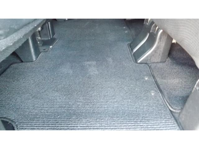 ステップワゴンスパーダ Ｚ　クールスピリット　大型９インチナビ／地Ｄフルセグ／バックカメラ／キセノン／スマートキー／ＥＴＣ／クルーズコントロール／両側自動ドア／パドルシフト／フルエアロ／ローダウン／ハーフレザー／禁煙車（53枚目）