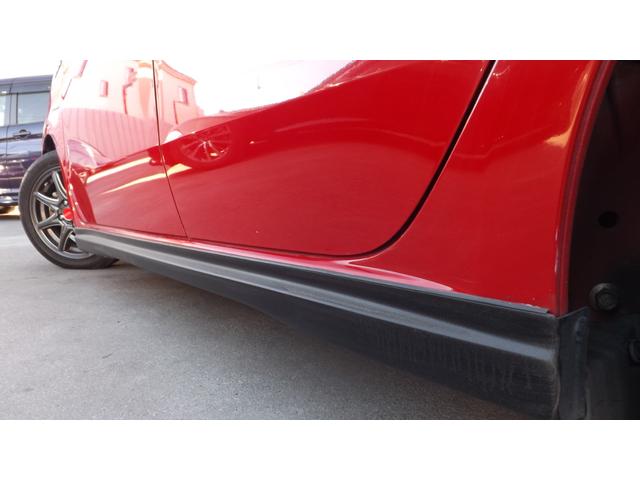 Ｎ－ＯＮＥ 　ナビ／地Ｄフルセグ／Ｂｌｕｅｔｏｏｔｈ／ＵＳＢ／バックカメラ／ＥＴＣ／ＨＩＤ／スマートキー／衝突軽減ブレーキ／サイド＆カーテンエアバッグ／社外アルミ／サイド＆リアエアロ／モデューロ足廻り／禁煙（9枚目）