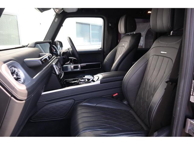 Ｇクラス Ｇ６３　右ハンドル・マグノナイトブラック・ブラックインテリア・ＡＭＧ２２ｉｎｃｈｉアルミホイール・ＤＶＤプレイヤー・カロッツェリアフリップモニター（13枚目）
