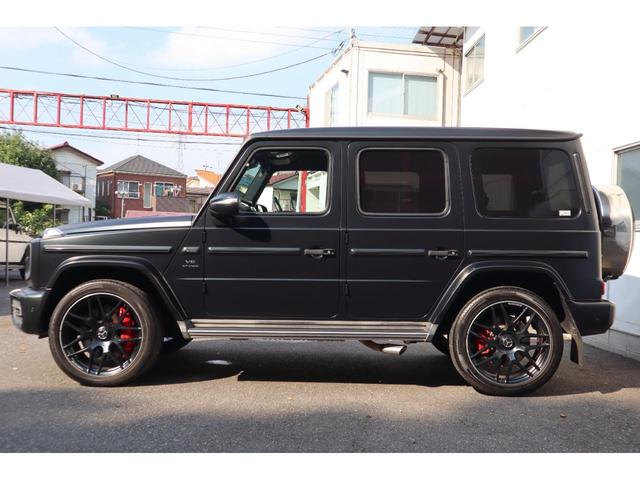Ｇクラス Ｇ６３　右ハンドル・マグノナイトブラック・ブラックインテリア・ＡＭＧ２２ｉｎｃｈｉアルミホイール・ＤＶＤプレイヤー・カロッツェリアフリップモニター（25枚目）