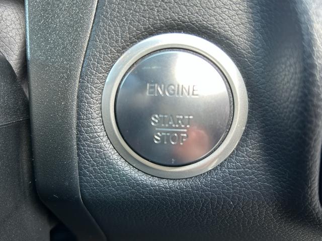 GLC GLC220d 4マチッククーペスポーツ(本革仕様) ワンオーナー・本革仕様・禁煙・サンルーフ・ブルメスターサウンド・アプリ連動サウンドマフラー・パナメリカグリル・前後ドラレコ・有償カラー・車両鑑定書付(12枚目)