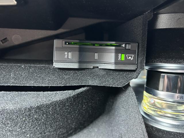 GLC GLC220d 4マチッククーペスポーツ(本革仕様) ワンオーナー・本革仕様・禁煙・サンルーフ・ブルメスターサウンド・アプリ連動サウンドマフラー・パナメリカグリル・前後ドラレコ・有償カラー・車両鑑定書付(17枚目)