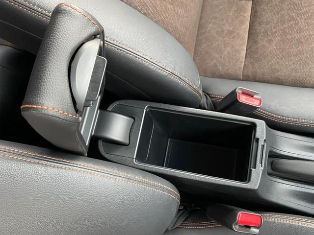 ハイブリッド・スマートセレクション ワンオーナー 禁煙車 ハーフレザー アイドリングS ビルトインETC クルーズコントロール 前席シートヒーター 純正ナビ バックカメラ ワンセグTV 整備記録簿(R2)(42枚目)