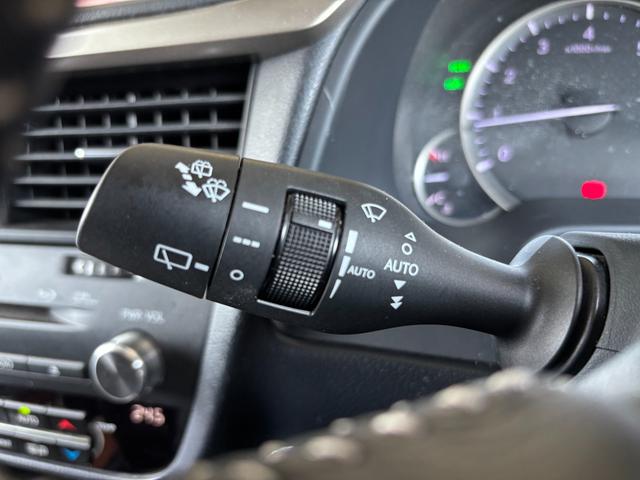 ＲＸ ＲＸ２００ｔ　バージョンＬ　マークレビンソンプレミアムサラウンド　パノラマルーフ　黒革　木目調内装　セーフティセンス　ＡＣＣ　純正ナビ　パノラマビュー　フルセグＴＶ　カードキー１個　Ｓキー２個　取説（34枚目）