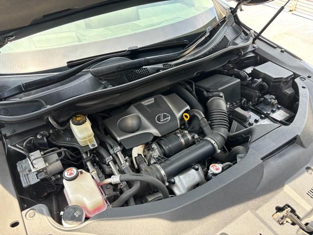 ＲＸ ＲＸ２００ｔ　バージョンＬ　マークレビンソンプレミアムサラウンド　パノラマルーフ　黒革　木目調内装　セーフティセンス　ＡＣＣ　純正ナビ　パノラマビュー　フルセグＴＶ　カードキー１個　Ｓキー２個　取説（49枚目）