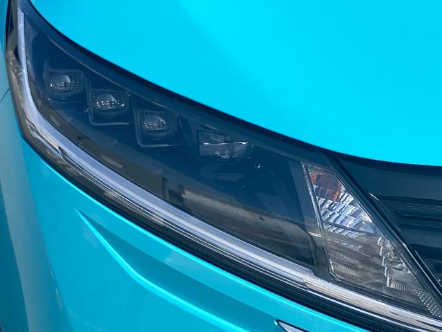 ノート Ｘ　ワンオーナー　禁煙車　純正メモリナビ（11枚目）