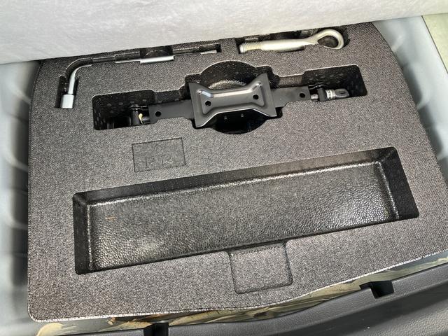 ティアナ ＸＶ　ナビＡＶＭパッケージ　ワンオーナー　本革シート　純正ＳＤナビ（28枚目）