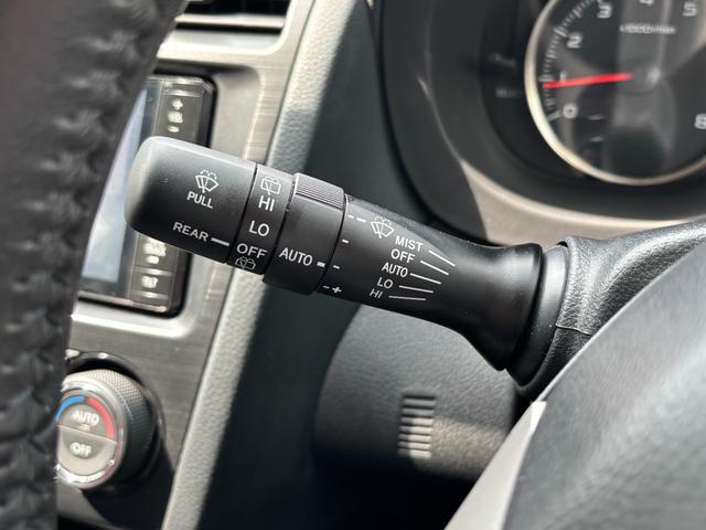 インプレッサスポーツ ２．０ｉアイサイト　ワンオーナー　禁煙車　ストラーダＳＤナビ　フルセグＴＶ　バックカメラ　前後ドラレコ　クルーズコントロール　ＥＴＣ　スマートキー２個　車両・ナビ取説　ディーラー毎年記録簿（11枚目）