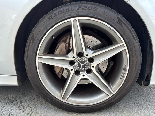 Ｃクラス Ｃ１８０　ローレウスエディション　ワンオーナー　禁煙車　レーダーセフティパッケージ　純正ナビ　フルセグＴＶ　バックカメラ　革シート　シートヒーター　ＥＴＣ　ケンウッドドラレコ　スマートキー×２　記録簿　取扱説明書（41枚目）