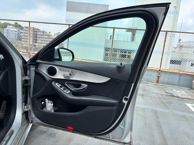 Ｃクラス Ｃ１８０　ローレウスエディション　ワンオーナー　禁煙車　レーダーセフティパッケージ　純正ナビ　フルセグＴＶ　バックカメラ　革シート　シートヒーター　ＥＴＣ　ケンウッドドラレコ　スマートキー×２　記録簿　取扱説明書（46枚目）