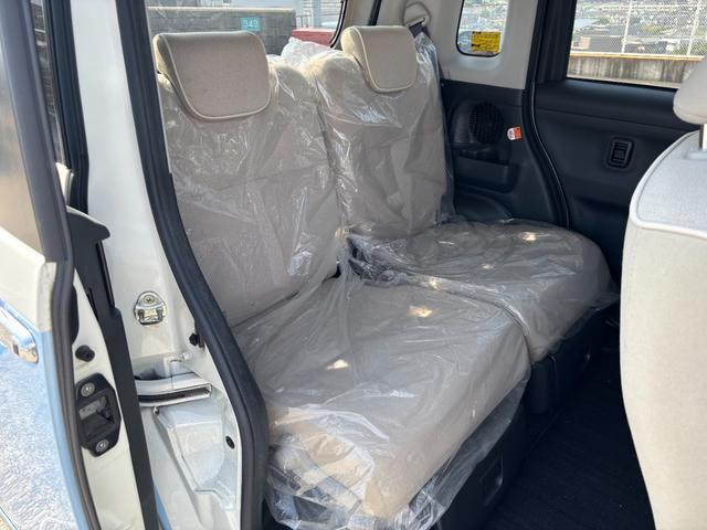 ムーヴキャンバス Ｘリミテッドメイクアップ　ＳＡＩＩ　ワンオーナー　禁煙車　純正ナビ　３６０度カメラ　フルセグＴＶ　両側電動スライドドア　ＥＴＣ　ドラレコ　車ナビ取説　スマートキー２個　ディーラー記録簿Ｒ６年　後席シート未使用（8枚目）
