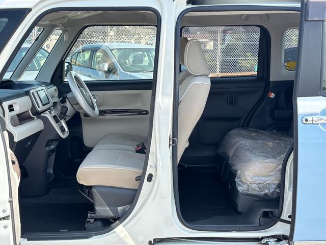 ムーヴキャンバス Ｘリミテッドメイクアップ　ＳＡＩＩ　ワンオーナー　禁煙車　純正ナビ　３６０度カメラ　フルセグＴＶ　両側電動スライドドア　ＥＴＣ　ドラレコ　車ナビ取説　スマートキー２個　ディーラー記録簿Ｒ６年　後席シート未使用（11枚目）