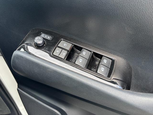 アルファード ２．５Ｓ　Ａパッケージ　ワンオーナー　純正１０型ナビ　１２型後席モニター　純正ドラレコ　セーフティセンス　レーダークルーズ　車ナビ取説　スマートキー２個　ディーラー記録簿Ｒ２．３．４．５．６．７年（17枚目）
