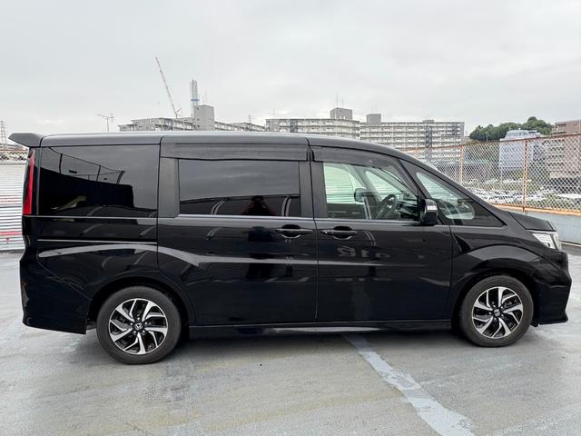 ステップワゴンスパーダ スパーダ　ホンダセンシング　１オーナー　純正メモリナビ　２列目モニター　バックカメラ　フルセグＴＶ　Ｂｌｕｅｔｏｏｔｈ接　ＥＴＣ　前後ドラレコ　スマートキー２個　革調シートカバー　シティブレーキ　レーンキープ　コーナーセンサー（5枚目）