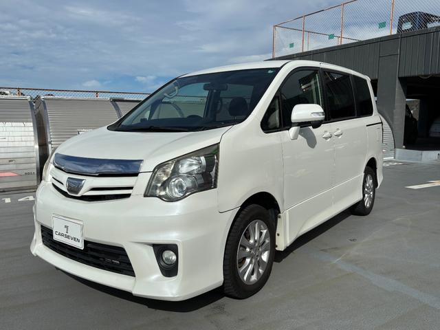 ノア Ｓｉ　ワンオーナー　純正ＳＤナビ　フルセグＴＶ（走行中可）　バックカメラ　ＥＴＣ　４ＷＤ　両側電動スライドドア　スマートキー２個　車両・ナビ取説　記録簿　ブルートゥース接続可（40枚目）