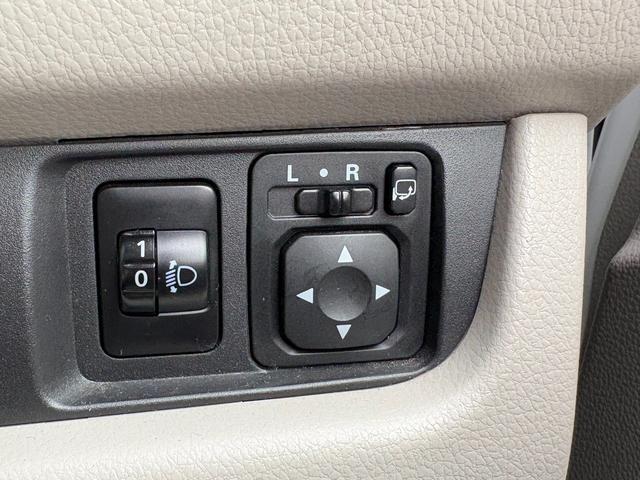 デイズ Ｊ　純正メモリナビ　フルセグＴＶ　Ｂｌｕｅｔｏｏｔｈ接　ＥＴＣ　キーレス　新車保証書付　車両・ナビ取説有　記録簿（Ｈ２９．３０．Ｒ１．３．４．５．７年）（32枚目）
