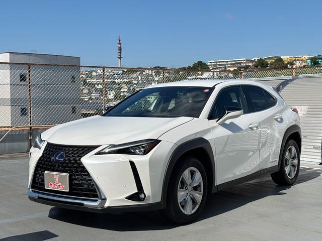 UX UX250h バージョンC ワンオーナー 禁煙車 純正メモリナビ 全周囲カメラ フルセグTV ETC2.0 前後ドラレコ 本革シート メモリーシート シートヒーター ステアリングヒーター レーダークルーズ スマートキー2個(6枚目)