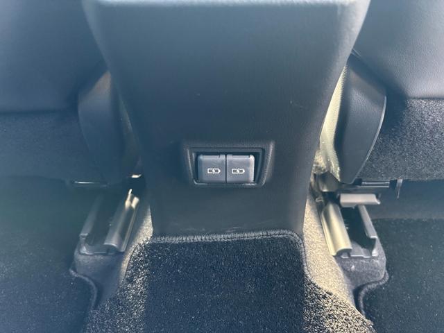 UX UX250h バージョンC ワンオーナー 禁煙車 純正メモリナビ 全周囲カメラ フルセグTV ETC2.0 前後ドラレコ 本革シート メモリーシート シートヒーター ステアリングヒーター レーダークルーズ スマートキー2個(50枚目)