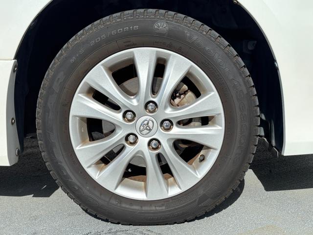 ノア Si ダブルバイビーII ワンオーナー  禁煙車 純正SDナビ フルセグTV(走行中可) 雨滴除去バックカメラ ETC 両側パワースライド 保証書 記録簿9枚有り 取説(車・ナビ) リバース連動ミラー スマートキー×2(9枚目)