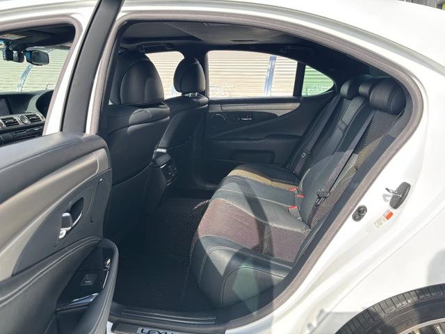 LS LS600h Fスポーツ WORK20AW サンルーフ 本革 電動トランク プレミアムサウンドシステム ドラレコ 純正ナビ TV Rカメラ 前方プリクラッシュセーフティ ディーラー記録簿H30ーR7年 純正AW冬タイヤセット有(18枚目)