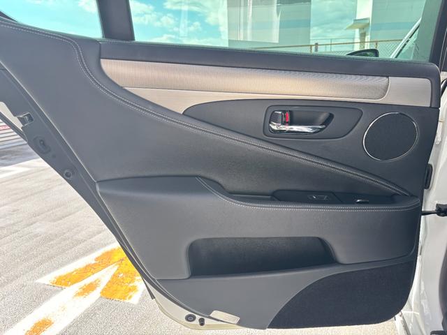 LS LS600h Fスポーツ WORK20AW サンルーフ 本革 電動トランク プレミアムサウンドシステム ドラレコ 純正ナビ TV Rカメラ 前方プリクラッシュセーフティ ディーラー記録簿H30ーR7年 純正AW冬タイヤセット有(55枚目)