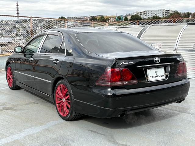 クラウン アスリート　プレミアムエディション　純正ＨＤＤナビ　バックカメラ　レオニス１８インチＡＷ　リア・リアアンダーエアロ　電動シート　シートカバー　ＥＴＣ　スマートキー２個　車両・ナビ取説有り　ディーラー記録簿有り（8枚目）