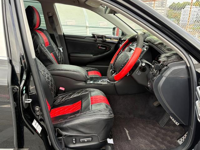 クラウン アスリート　プレミアムエディション　純正ＨＤＤナビ　バックカメラ　レオニス１８インチＡＷ　リア・リアアンダーエアロ　電動シート　シートカバー　ＥＴＣ　スマートキー２個　車両・ナビ取説有り　ディーラー記録簿有り（18枚目）